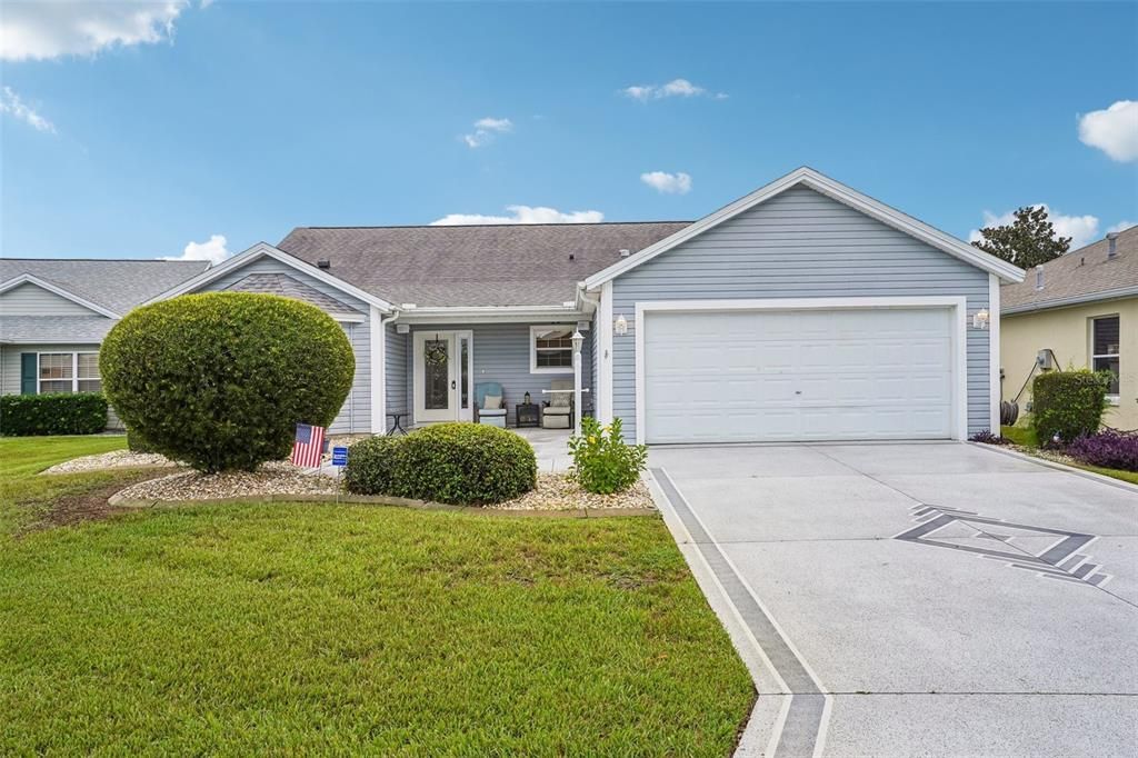 For Sale: $395,000 (3 beds, 2 baths, 2192 Square Feet)