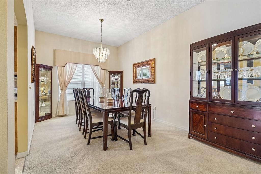 For Sale: $395,000 (3 beds, 2 baths, 2192 Square Feet)