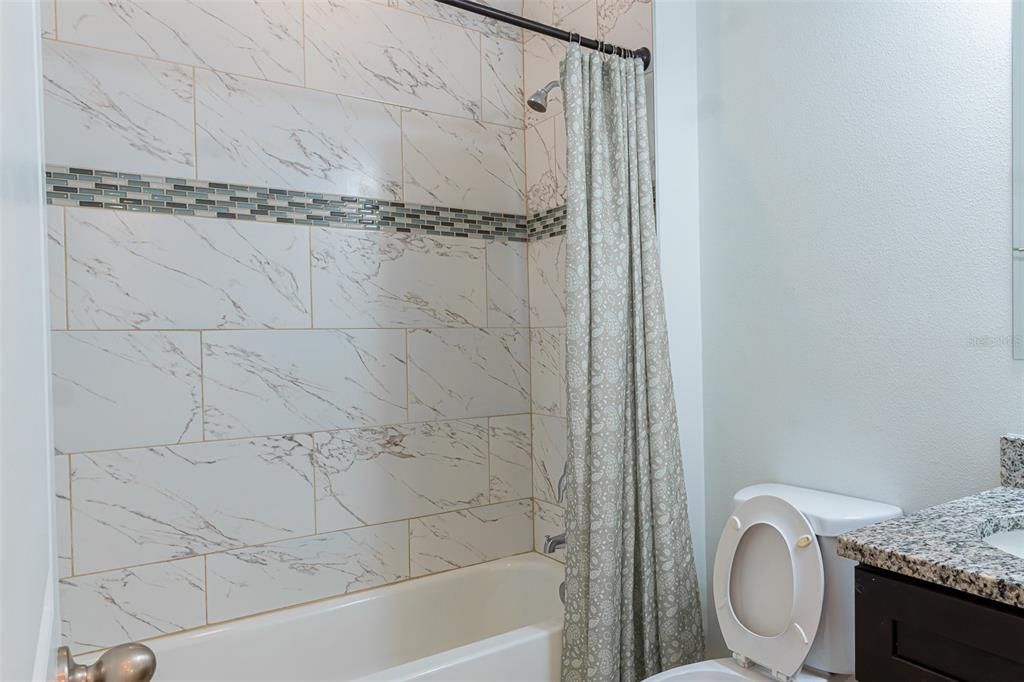 For Sale: $278,000 (4 beds, 2 baths, 1560 Square Feet)
