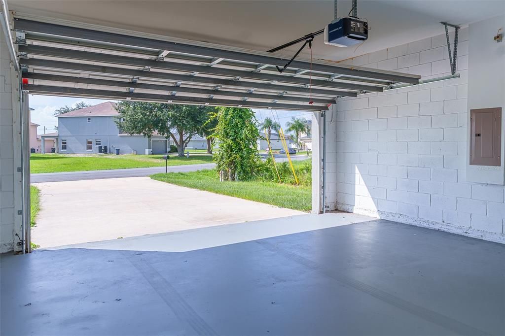 For Sale: $278,000 (4 beds, 2 baths, 1560 Square Feet)