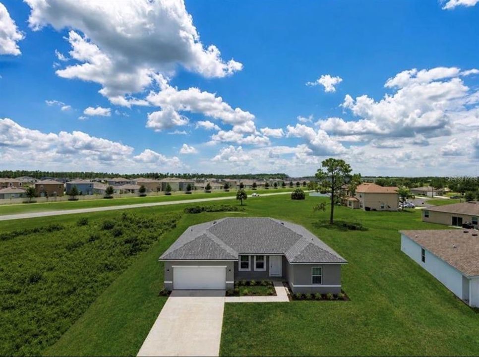 For Sale: $278,000 (4 beds, 2 baths, 1560 Square Feet)