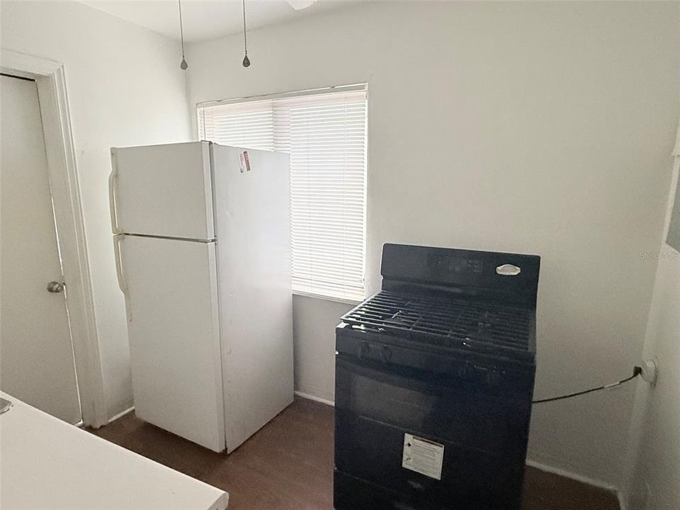 For Rent: $1,295 (2 beds, 2 baths, 900 Square Feet)