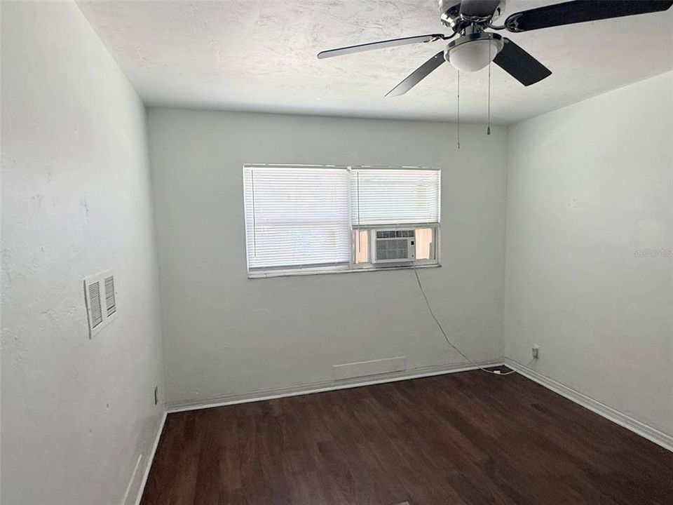 For Rent: $1,295 (2 beds, 2 baths, 900 Square Feet)