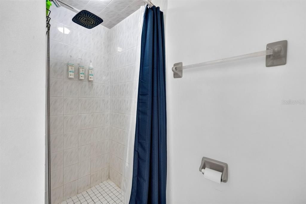 For Sale: $379,000 (3 beds, 2 baths, 1630 Square Feet)