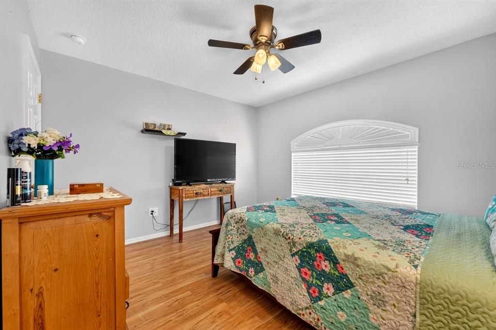 For Sale: $379,000 (3 beds, 2 baths, 1630 Square Feet)