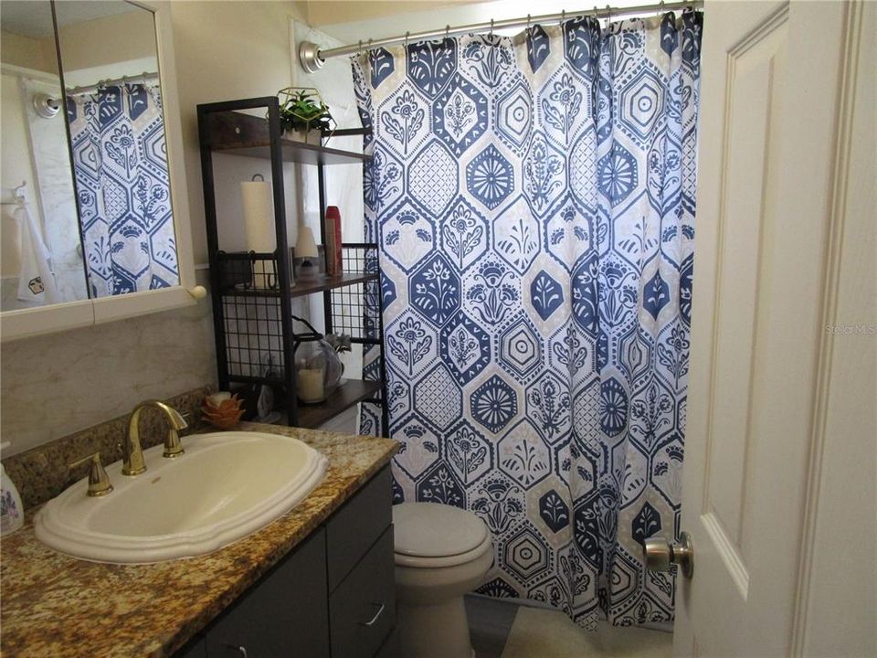 En Venta: $230,000 (2 camas, 1 baños, 1013 Pies cuadrados)