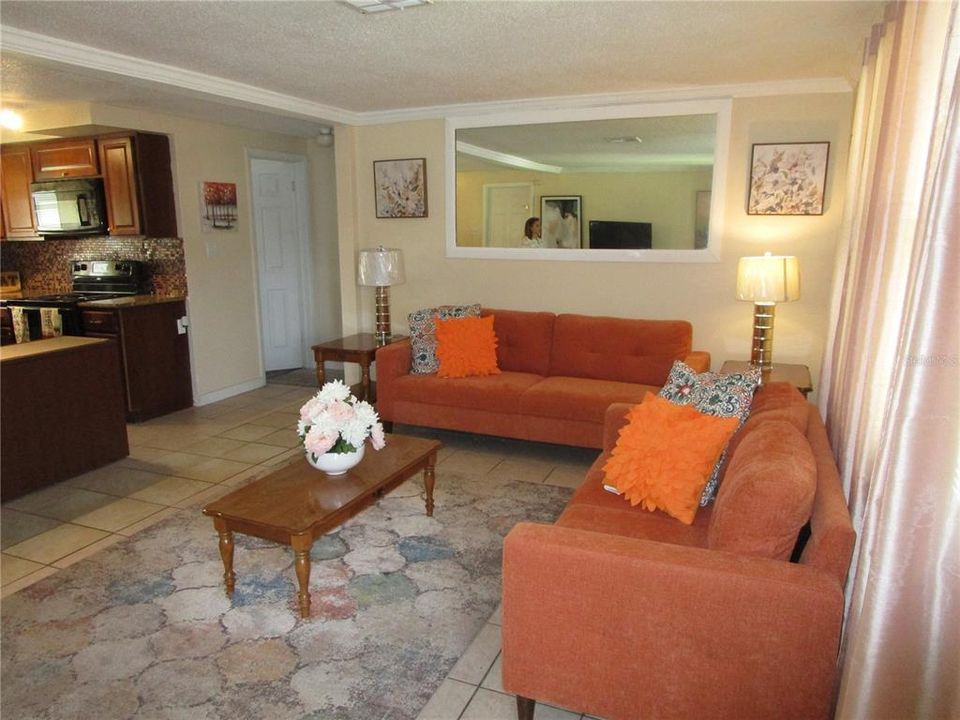 En Venta: $230,000 (2 camas, 1 baños, 1013 Pies cuadrados)