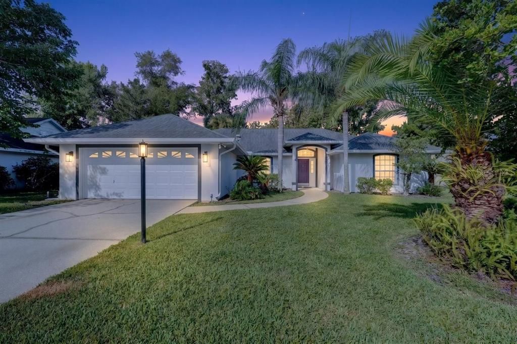 For Sale: $299,900 (3 beds, 2 baths, 1764 Square Feet)