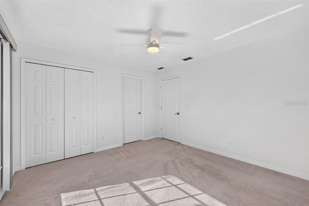 For Sale: $299,900 (3 beds, 2 baths, 1764 Square Feet)
