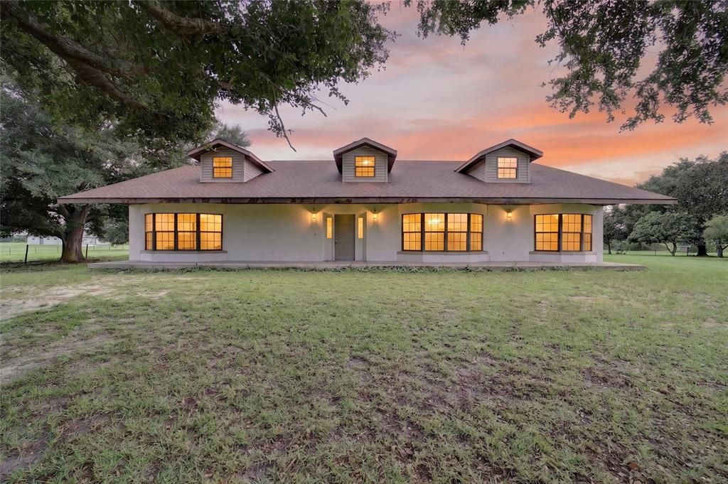 For Sale: $749,900 (3 beds, 3 baths, 3088 Square Feet)