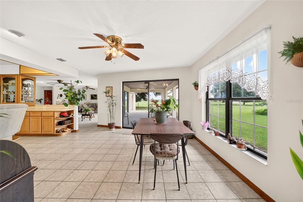 For Sale: $749,900 (3 beds, 3 baths, 3088 Square Feet)
