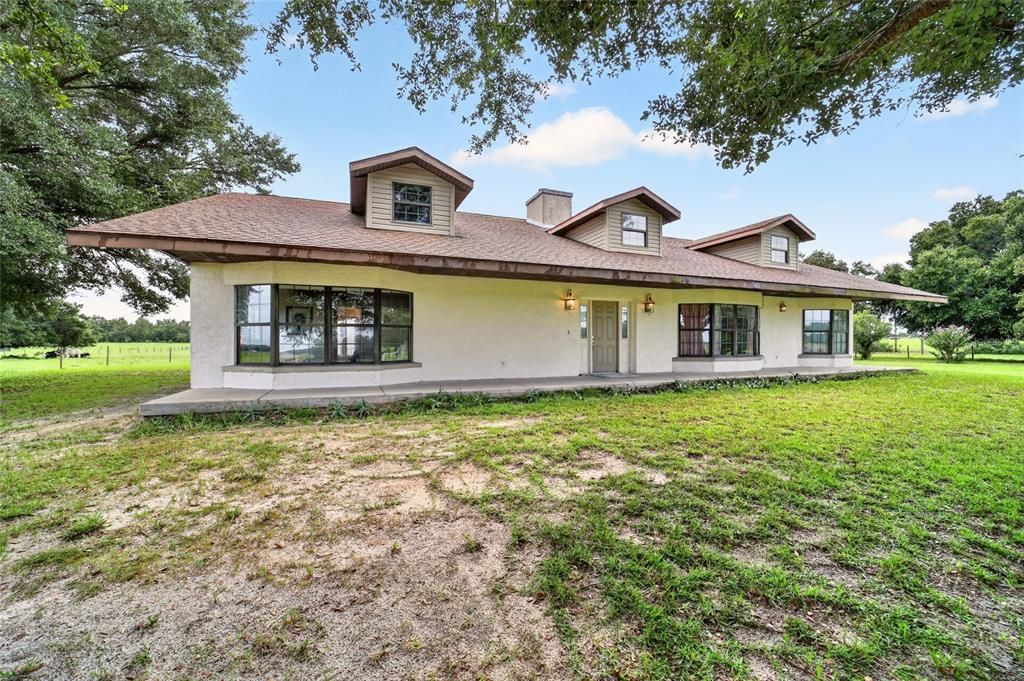 For Sale: $749,900 (3 beds, 3 baths, 3088 Square Feet)