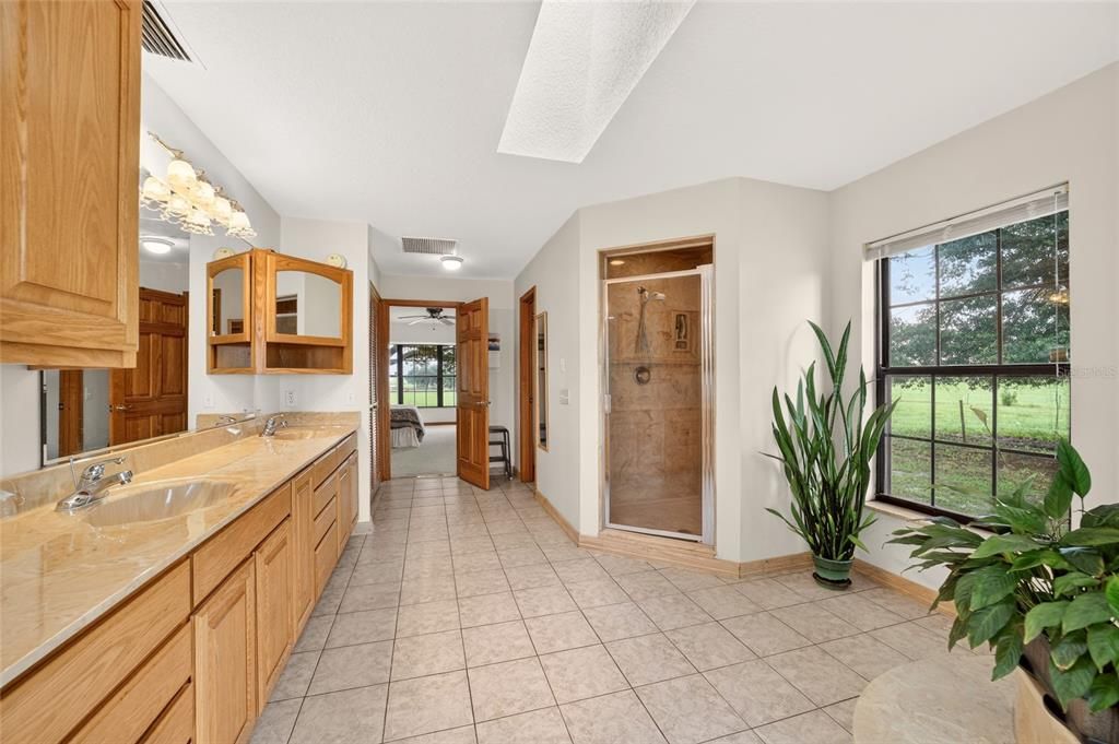 For Sale: $749,900 (3 beds, 3 baths, 3088 Square Feet)