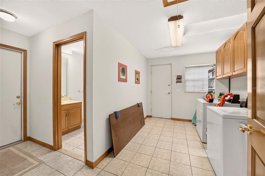 For Sale: $749,900 (3 beds, 3 baths, 3088 Square Feet)