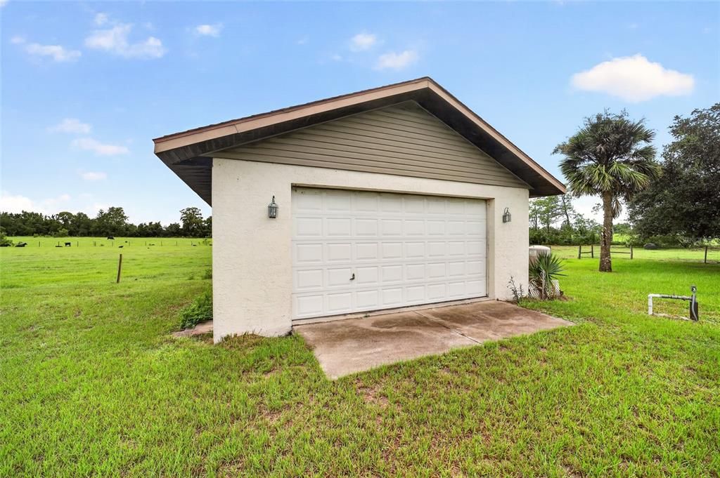 For Sale: $749,900 (3 beds, 3 baths, 3088 Square Feet)