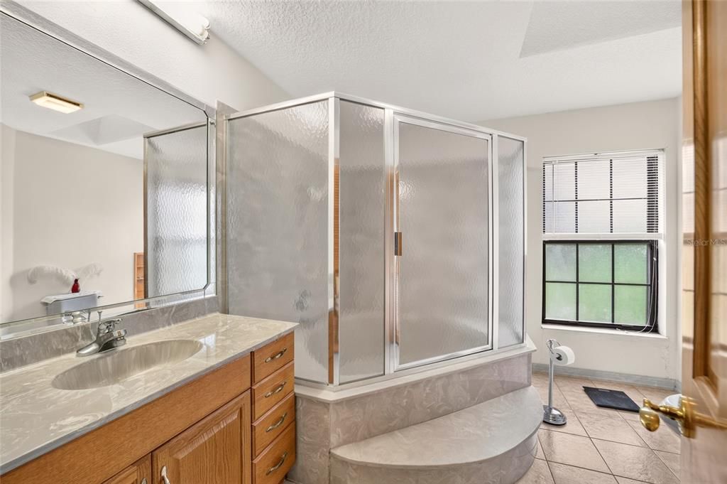 For Sale: $749,900 (3 beds, 3 baths, 3088 Square Feet)