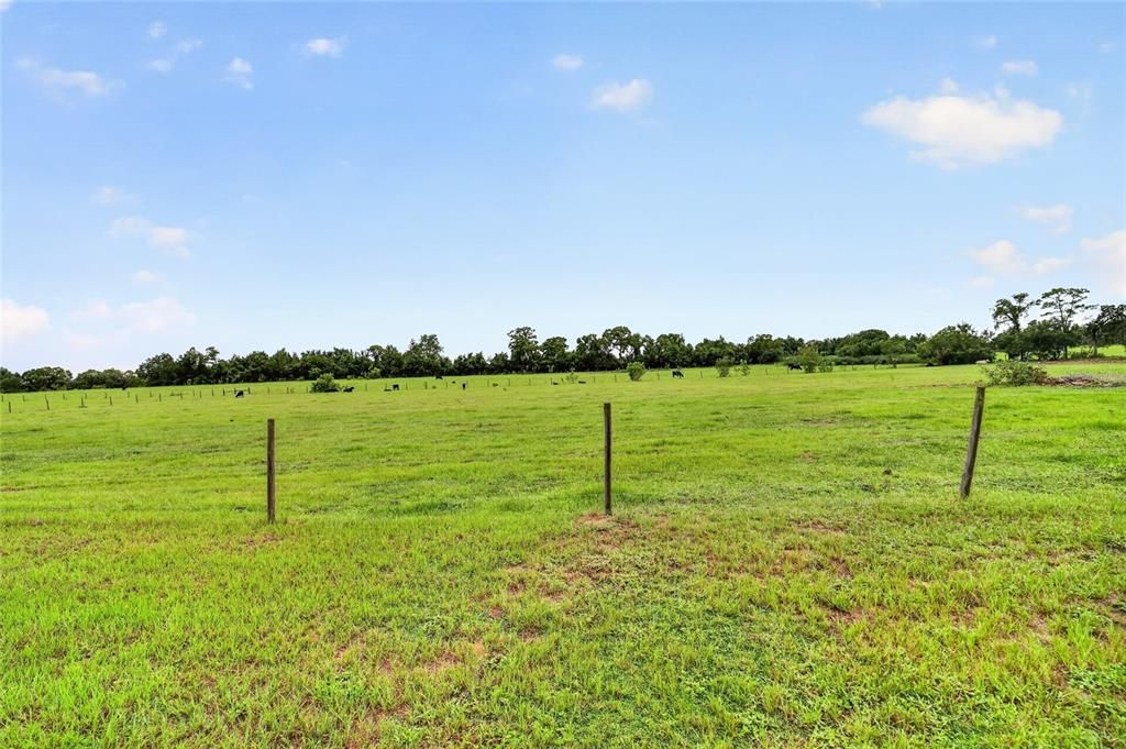 For Sale: $749,900 (3 beds, 3 baths, 3088 Square Feet)