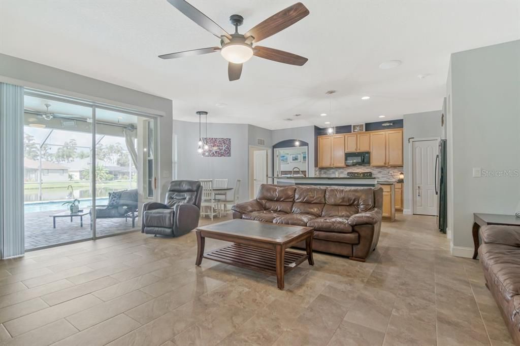 For Sale: $575,000 (4 beds, 3 baths, 2388 Square Feet)