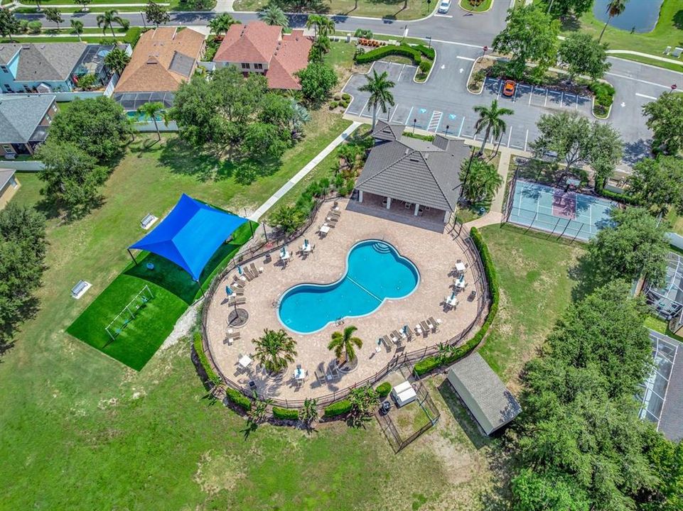 For Sale: $420,000 (5 beds, 3 baths, 2643 Square Feet)