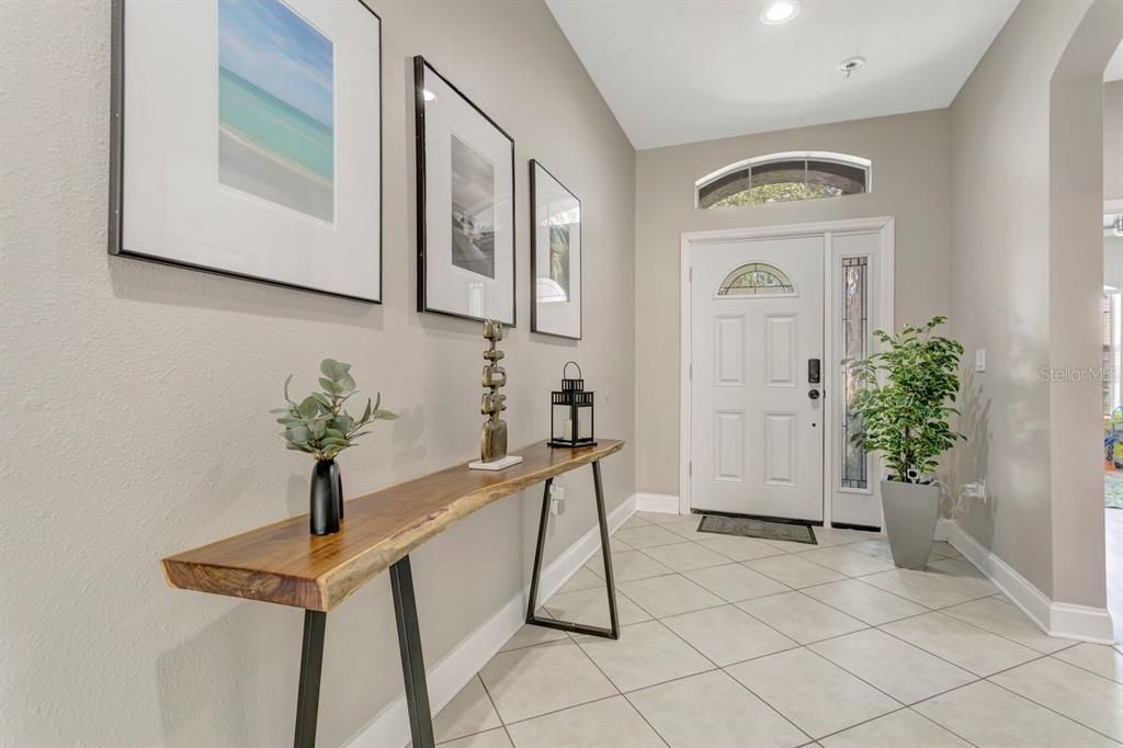 For Sale: $420,000 (5 beds, 3 baths, 2643 Square Feet)