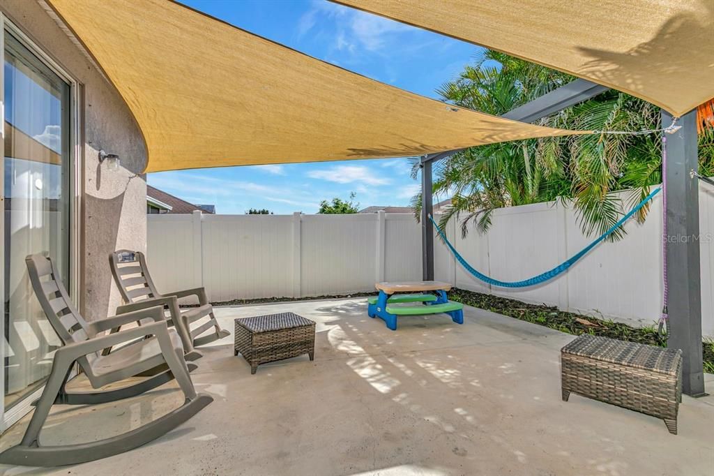 For Sale: $420,000 (5 beds, 3 baths, 2643 Square Feet)