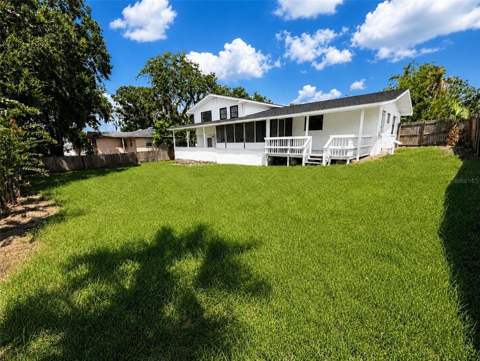 На продажу: $279,999 (4 спален, 2 ванн, 2142 Квадратных фут)