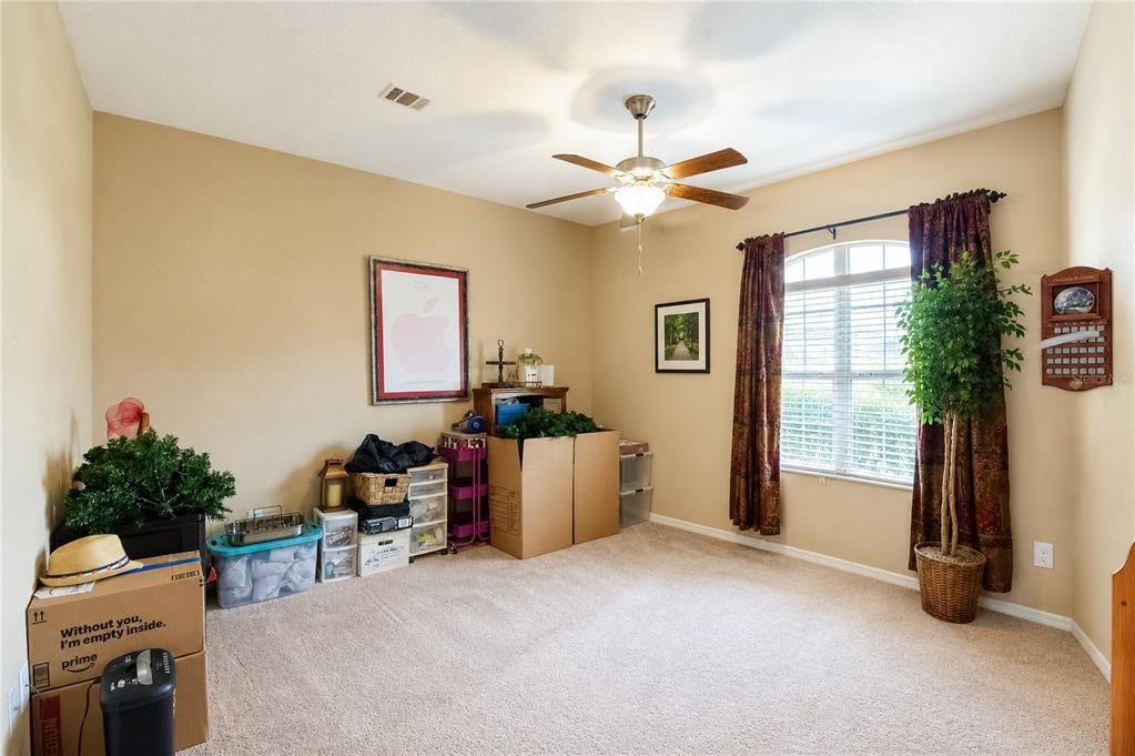 For Sale: $439,900 (5 beds, 3 baths, 2536 Square Feet)