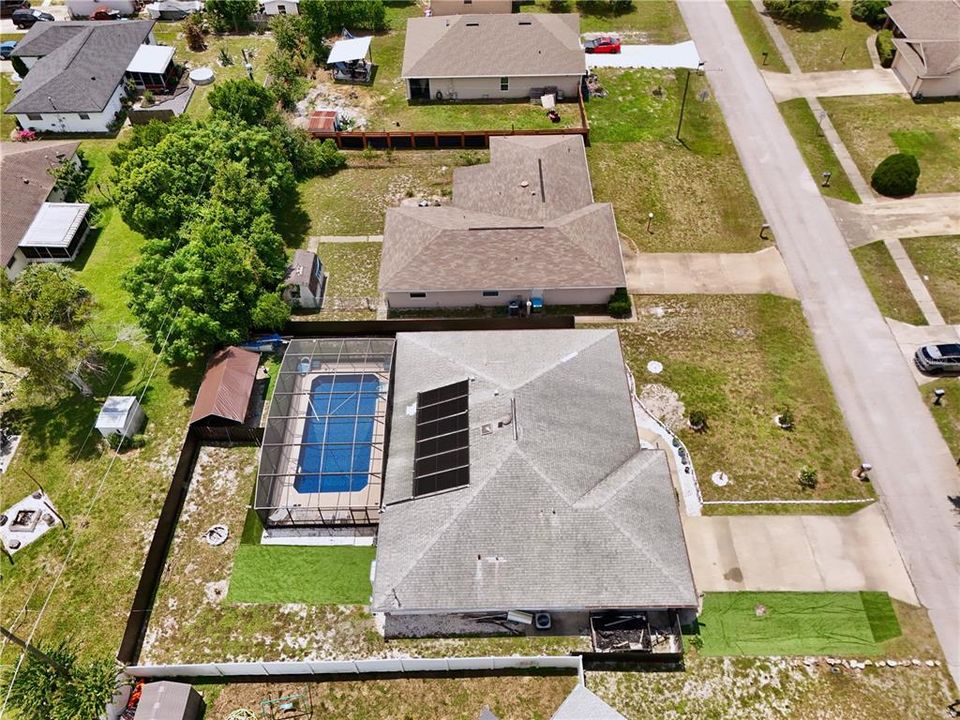 En Venta: $395,000 (5 camas, 2 baños, 1942 Pies cuadrados)