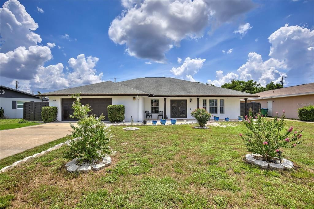 En Venta: $395,000 (5 camas, 2 baños, 1942 Pies cuadrados)