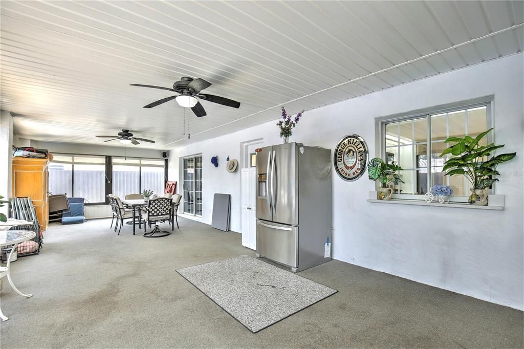 En Venta: $395,000 (5 camas, 2 baños, 1942 Pies cuadrados)
