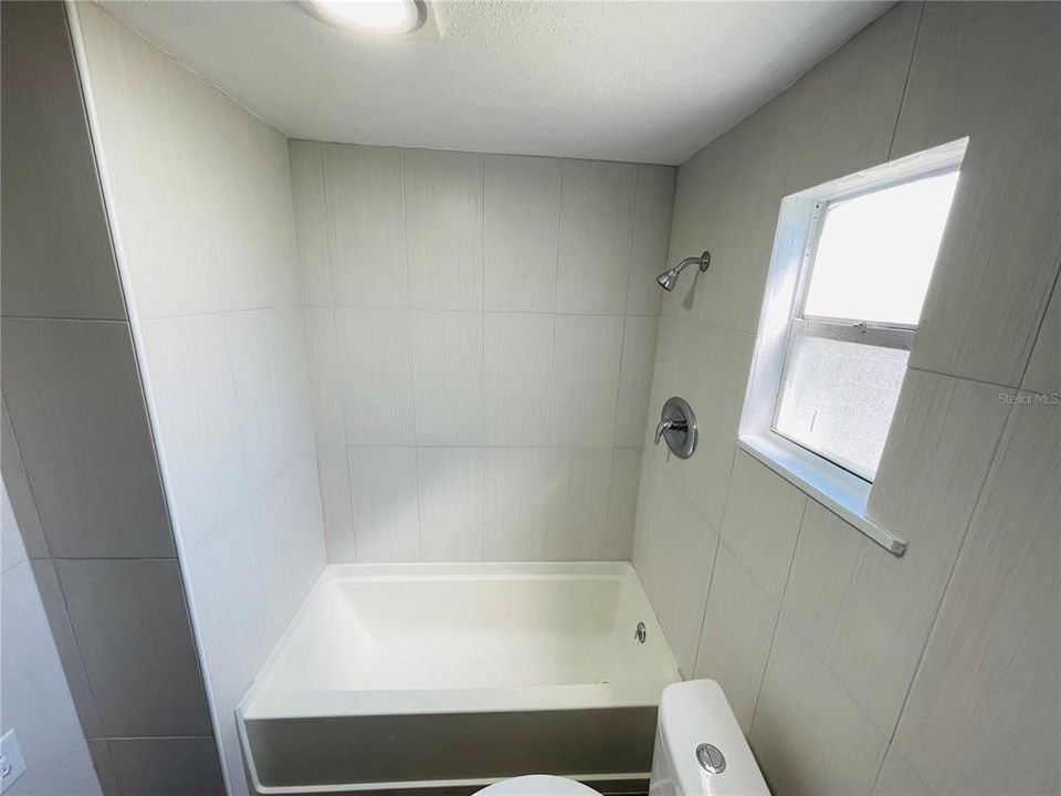 В аренду: $2,000 (2 спален, 1 ванн, 1000 Квадратных фут)