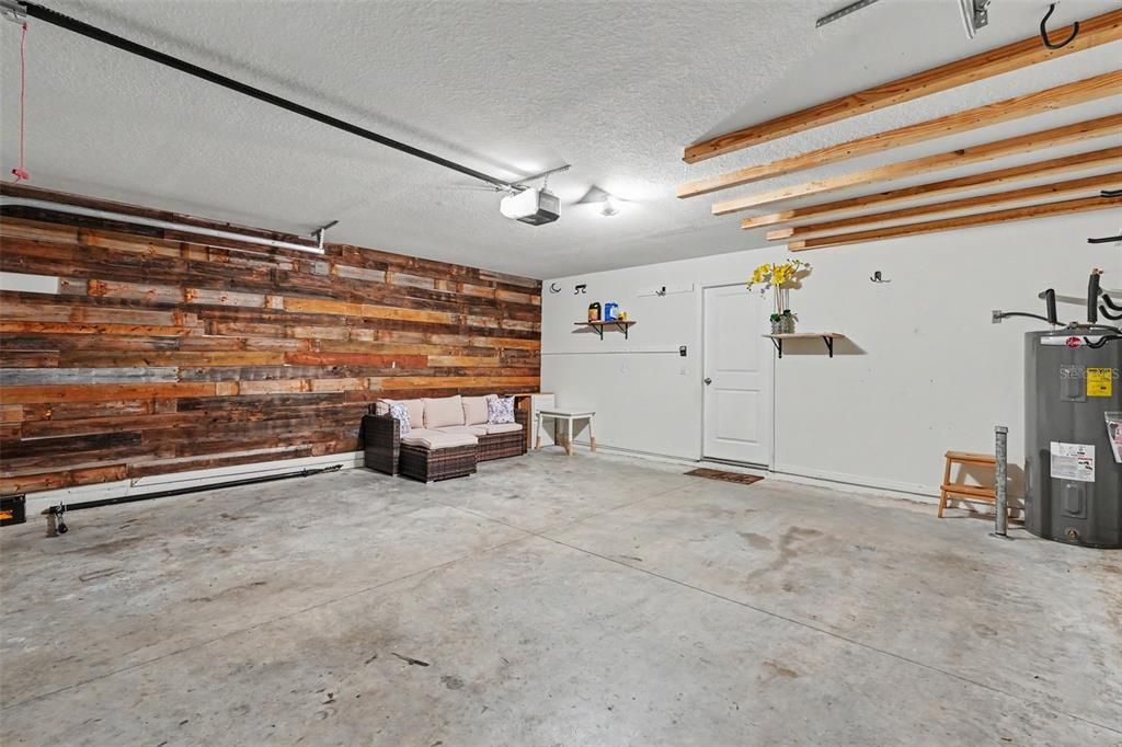 En Renta: $2,500 (5 camas, 3 baños, 2605 Pies cuadrados)