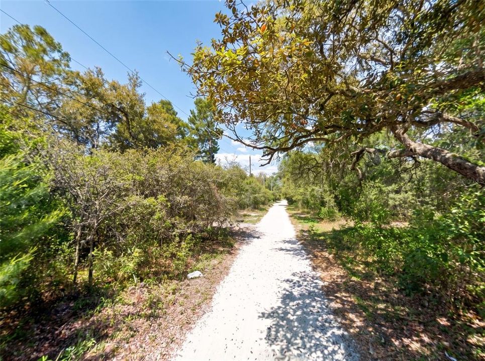 En Venta: $17,500 (0.18 acres)