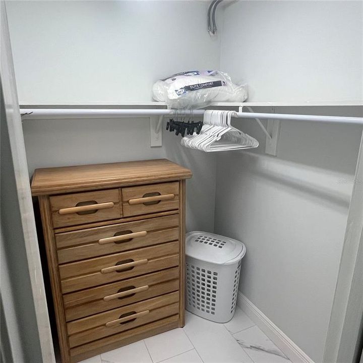 For Rent: $5,500 (2 beds, 2 baths, 912 Square Feet)