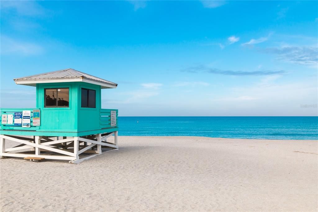 For Rent: $5,500 (2 beds, 2 baths, 912 Square Feet)