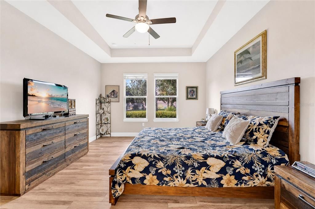En Venta: $699,000 (4 camas, 3 baños, 2291 Pies cuadrados)