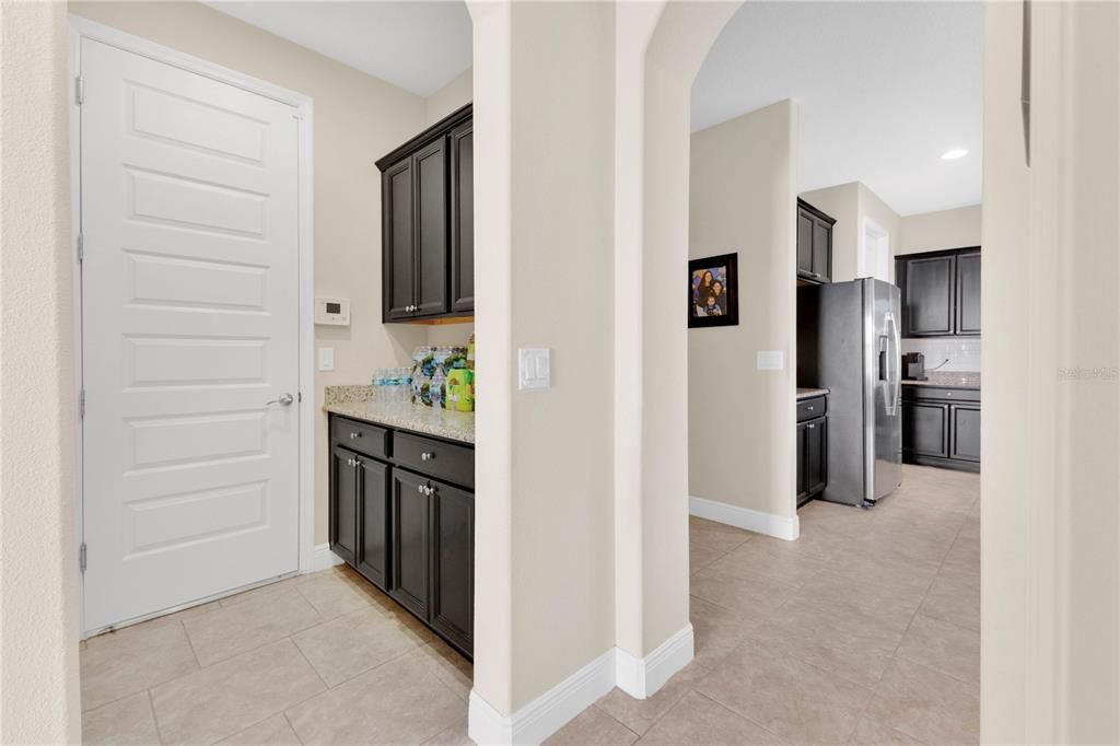 En Venta: $699,000 (4 camas, 3 baños, 2291 Pies cuadrados)