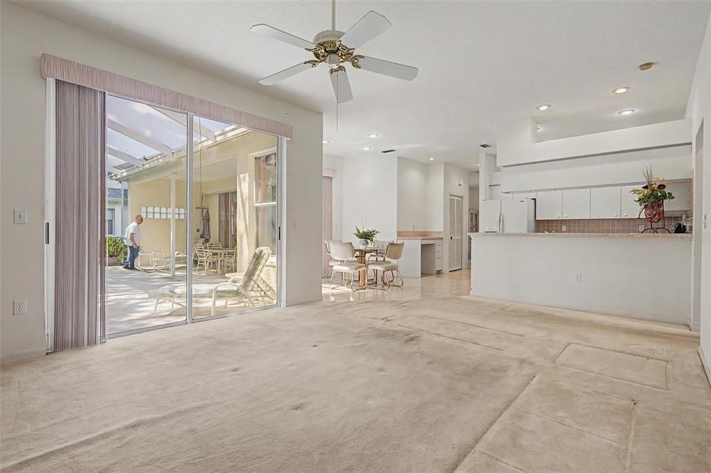 En Venta: $696,500 (3 camas, 2 baños, 1918 Pies cuadrados)