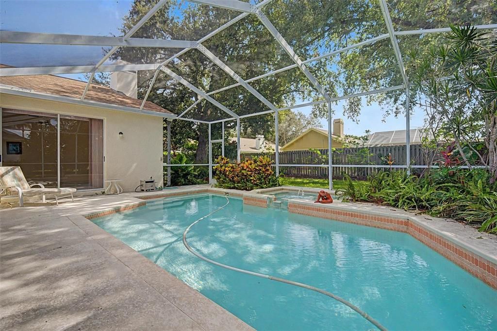 En Venta: $696,500 (3 camas, 2 baños, 1918 Pies cuadrados)