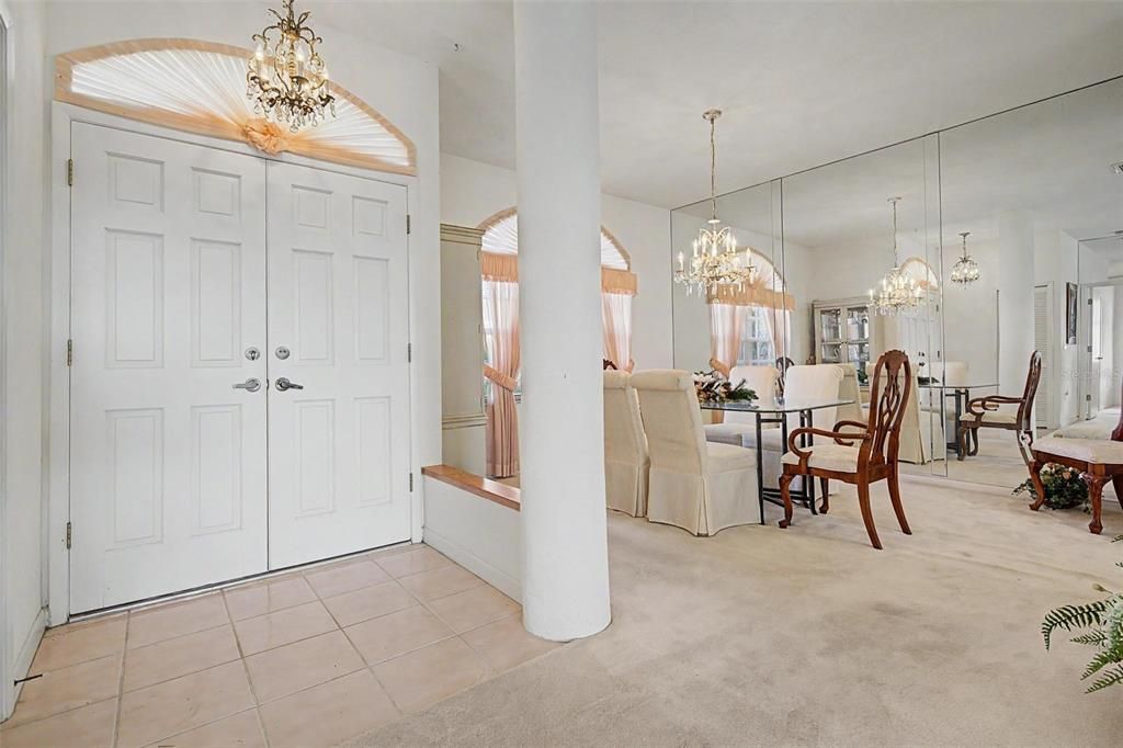 En Venta: $696,500 (3 camas, 2 baños, 1918 Pies cuadrados)