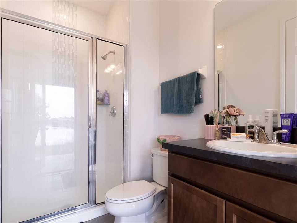 For Sale: $729,990 (7 beds, 5 baths, 4658 Square Feet)