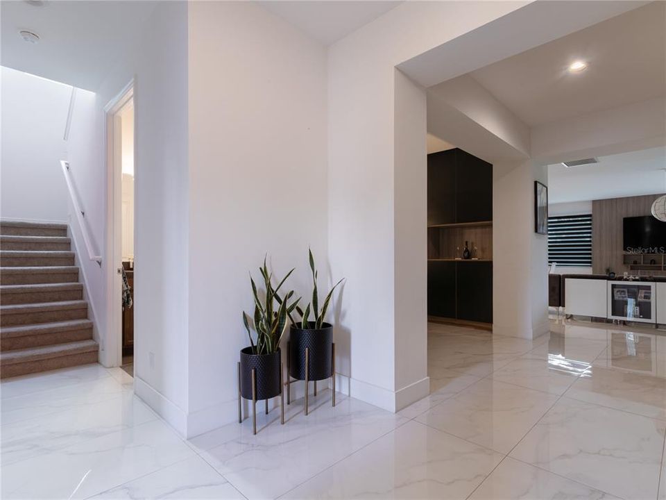 For Sale: $729,990 (7 beds, 5 baths, 4658 Square Feet)