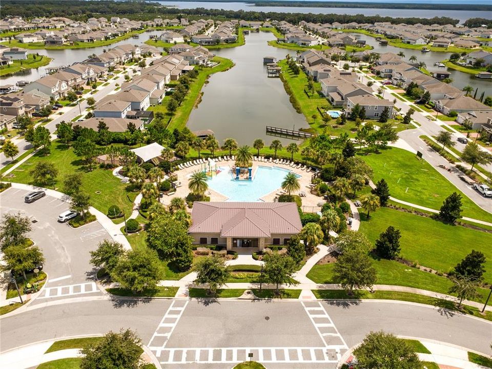 For Sale: $724,990 (7 beds, 5 baths, 4658 Square Feet)