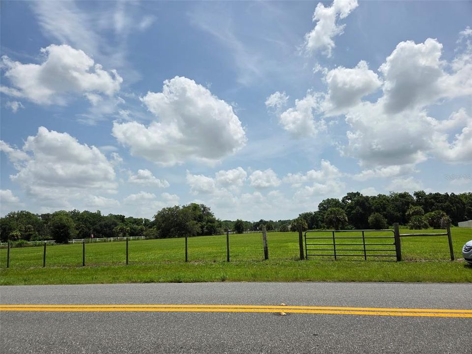 For Sale: $780,000 (5.00 acres)