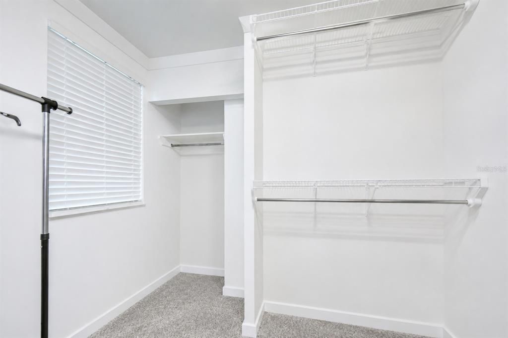 For Sale: $575,000 (3 beds, 2 baths, 2068 Square Feet)