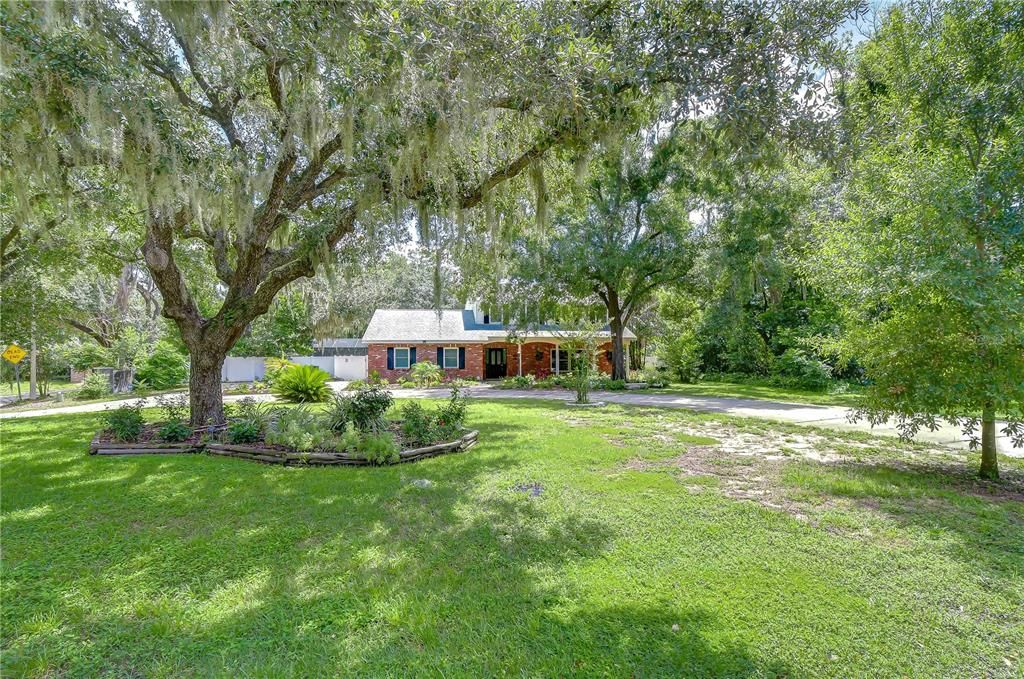 For Sale: $575,000 (3 beds, 2 baths, 2068 Square Feet)