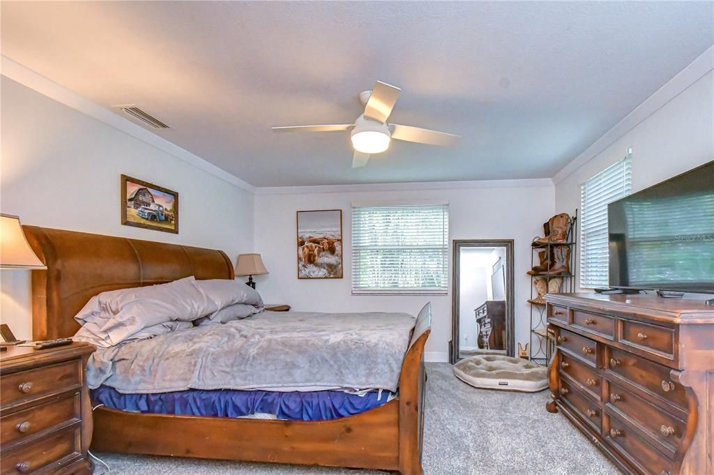 For Sale: $575,000 (3 beds, 2 baths, 2068 Square Feet)