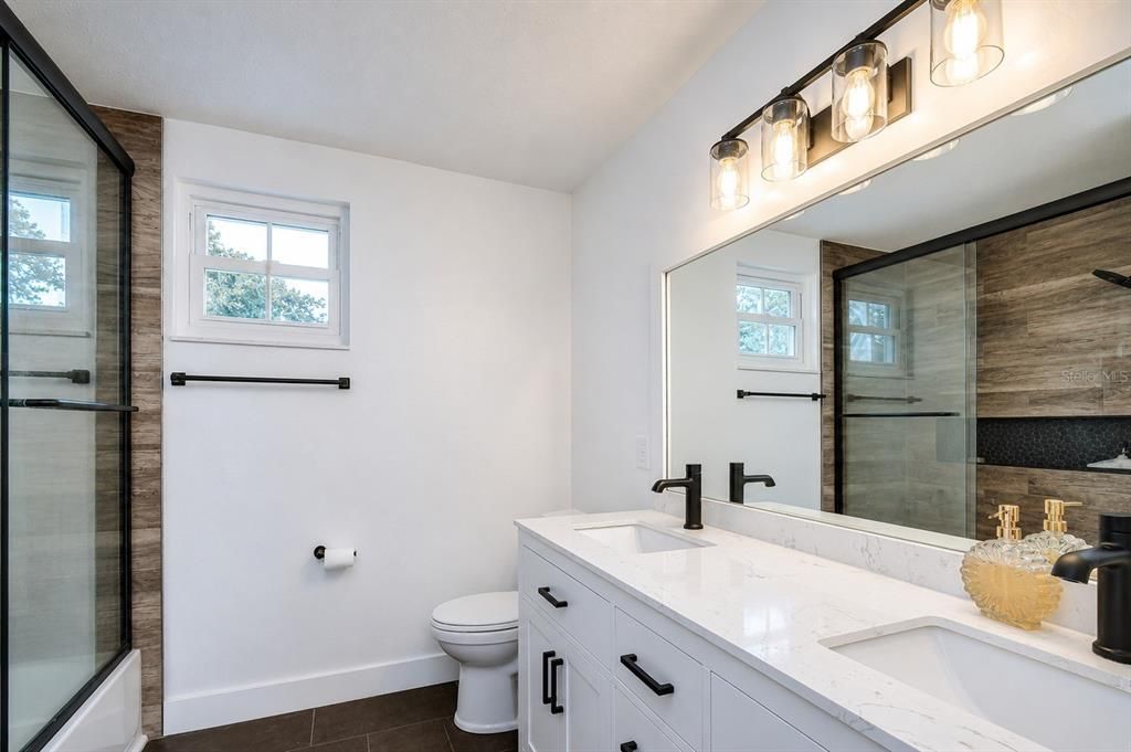 For Sale: $575,000 (3 beds, 2 baths, 2068 Square Feet)