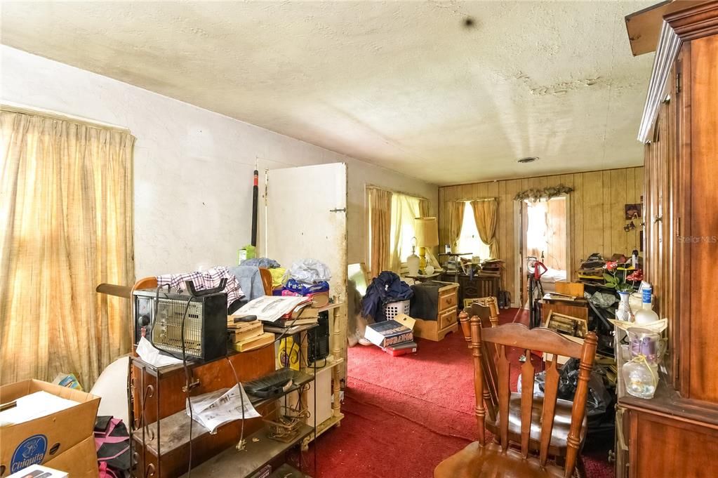 En Venta: $190,000 (3 camas, 2 baños, 1600 Pies cuadrados)