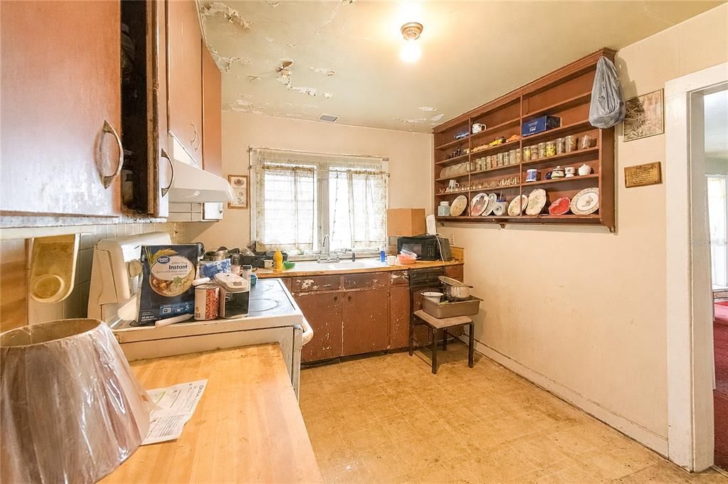 En Venta: $190,000 (3 camas, 2 baños, 1600 Pies cuadrados)